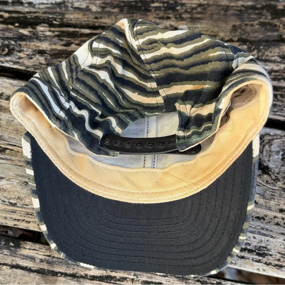 Vintage 90’s New Orleans Saints ZUBAZ AJD All Over Zebra Print Snapback Cap M7